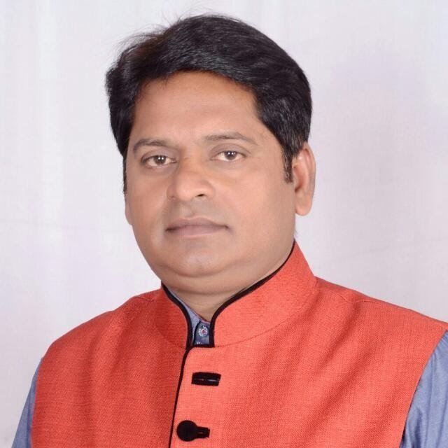 इस Whatsapp न्यूज़ सर्विस के 11,400 ग्राहक हैं, जो ख़बरें पढ़ने के लिए