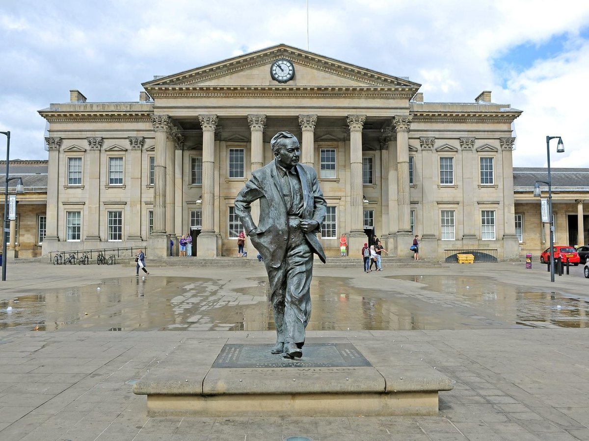 Huddersfield Station