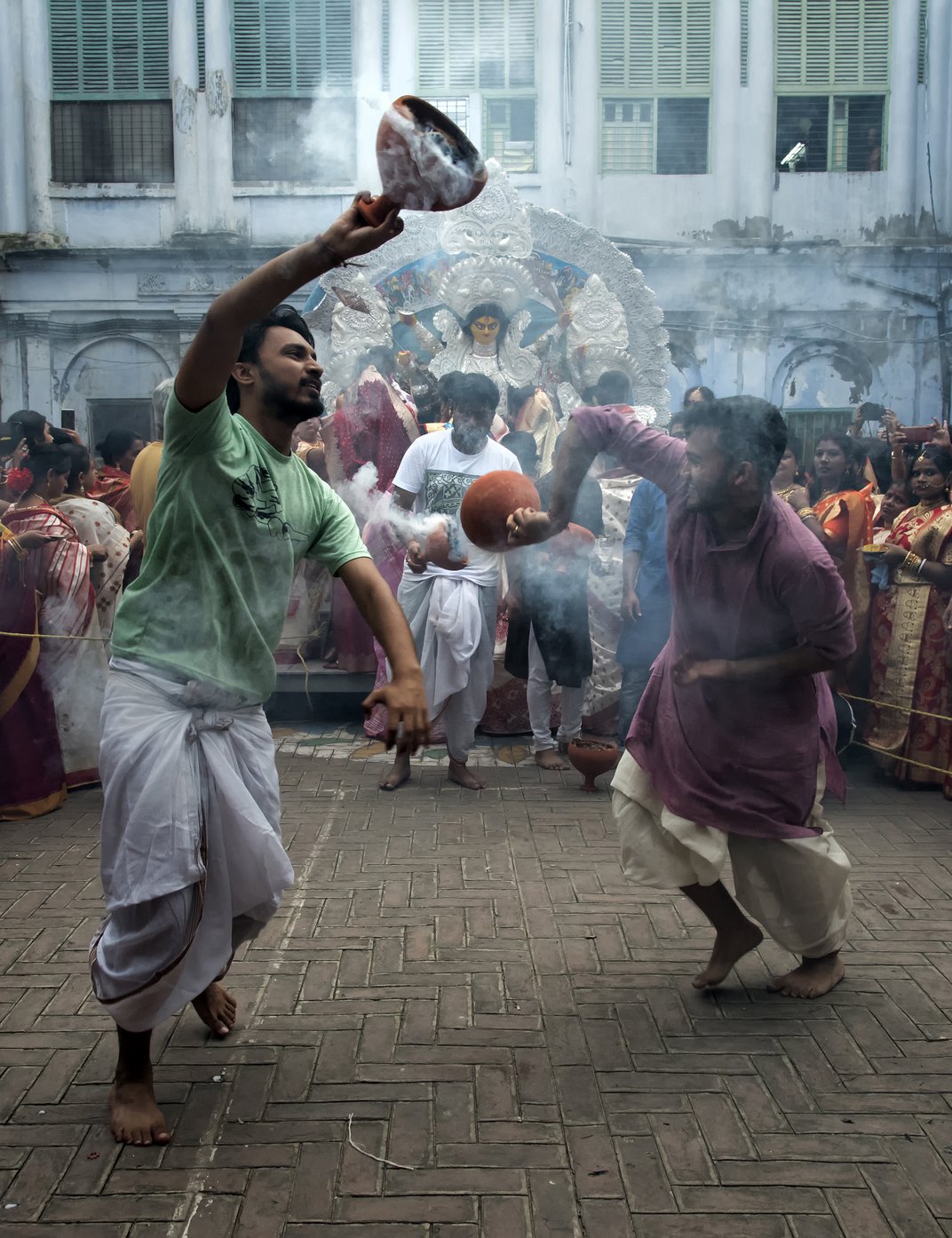 Bengal's Dhunuchi Naach Pictures