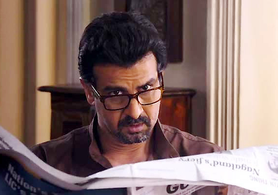 2 states ronit roy