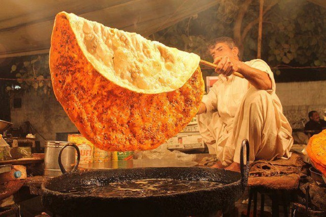 Types of Breads in Pakistan 