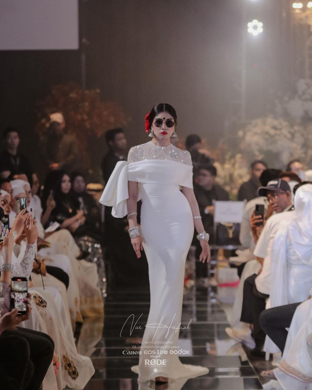 Alia Gangubai's inspired look at the Malaysia Fashion Show.