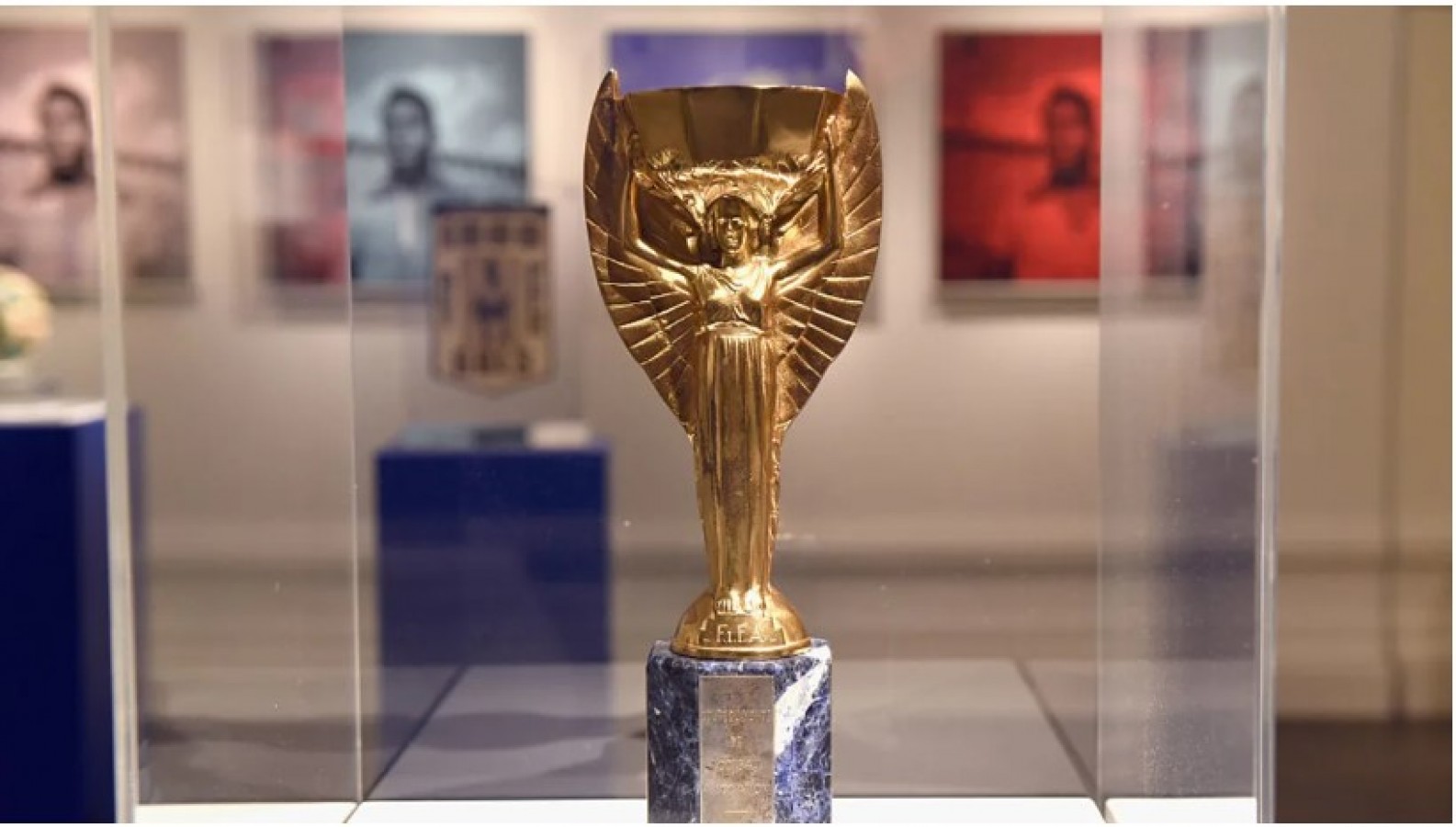 first fifa world cup trophy