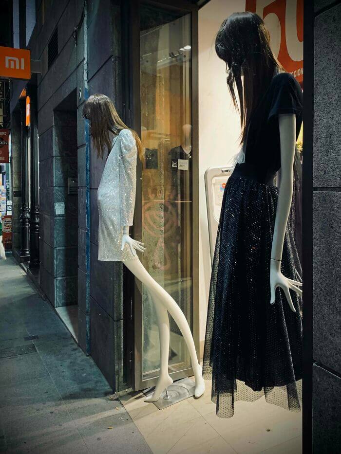 Hilarious Mannequins