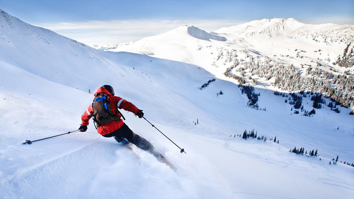 skiing in india