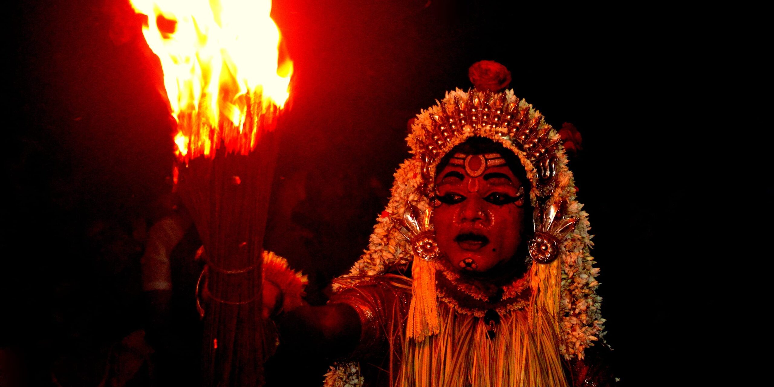 Kantara Bhoota Kola Ritual in Hindi