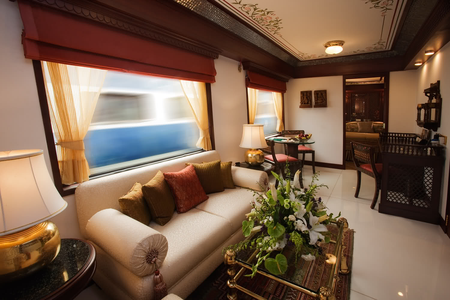 Maharajas Express Presidential-Suite Fare in Hindi