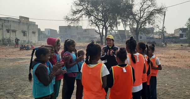 disha malhotra julka football coach