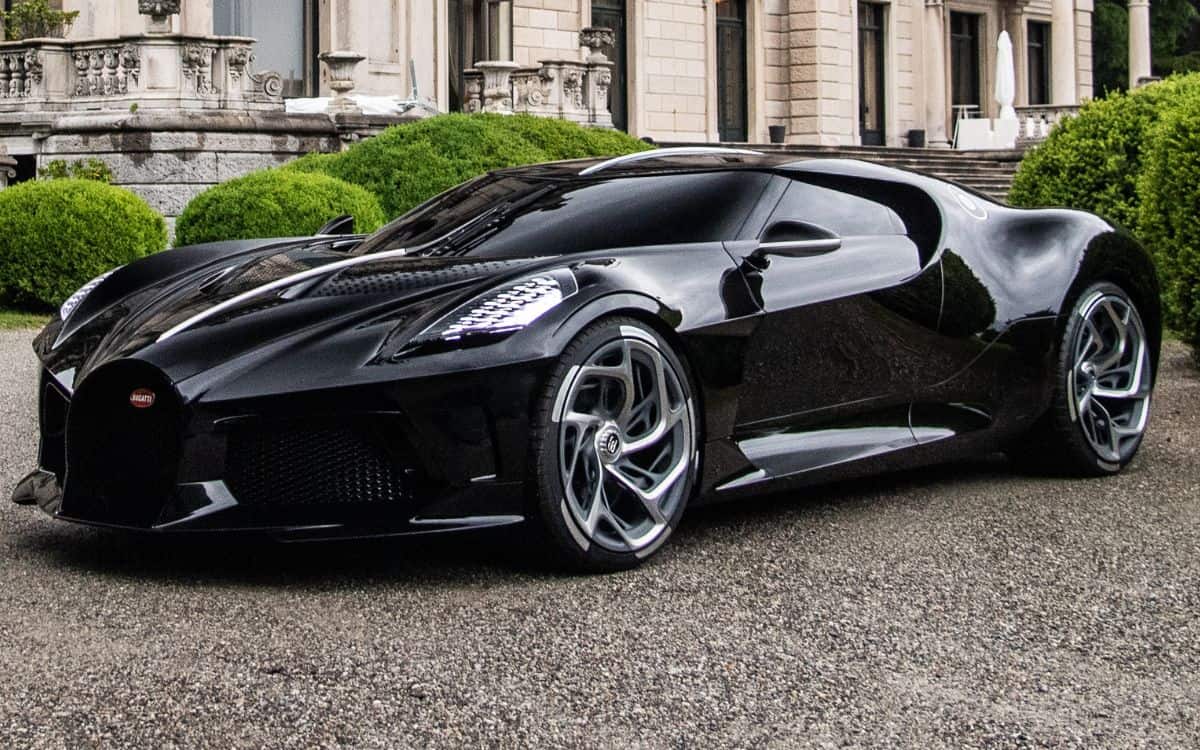 bugatti la voiture noire