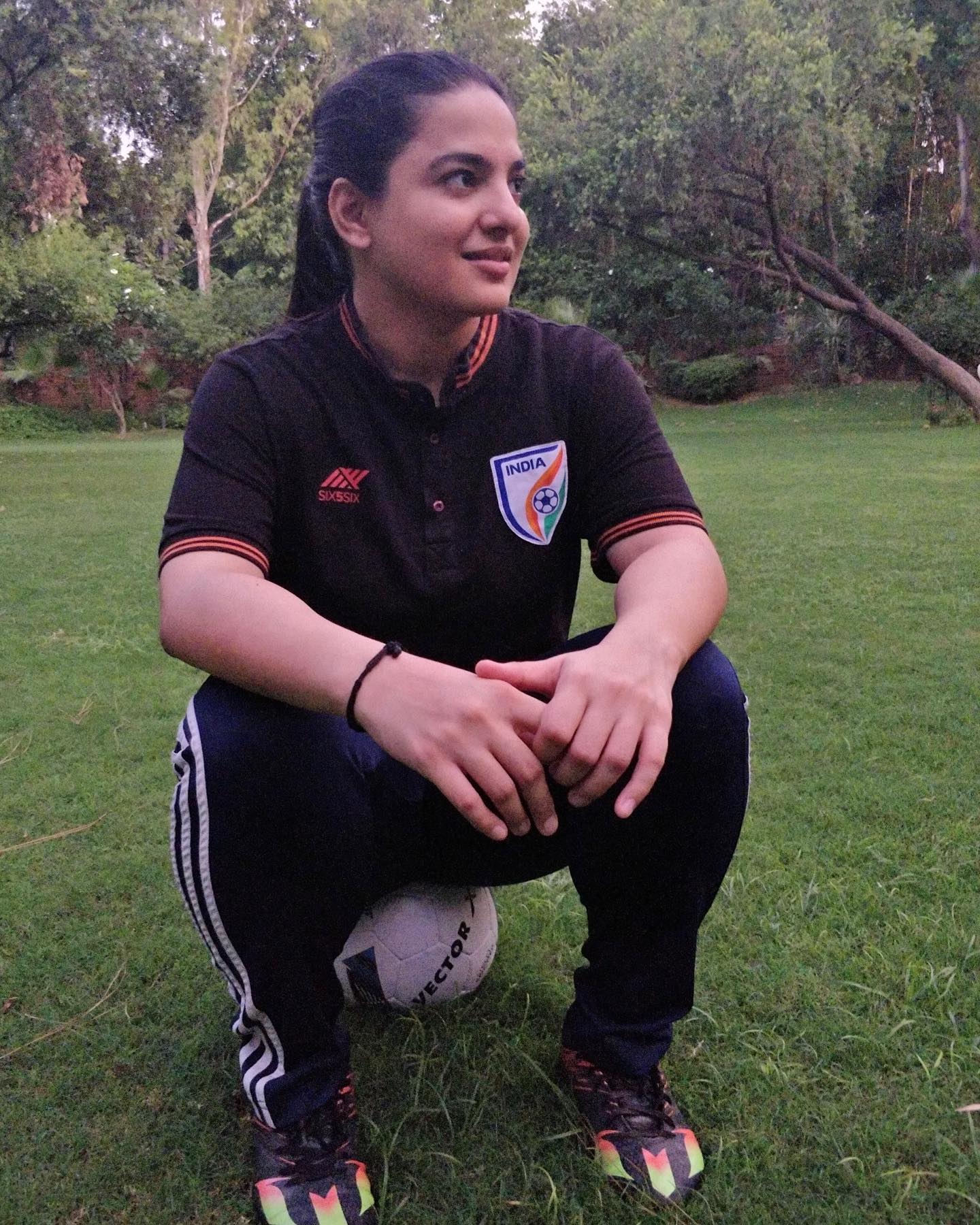 disha malhotra julka football coach