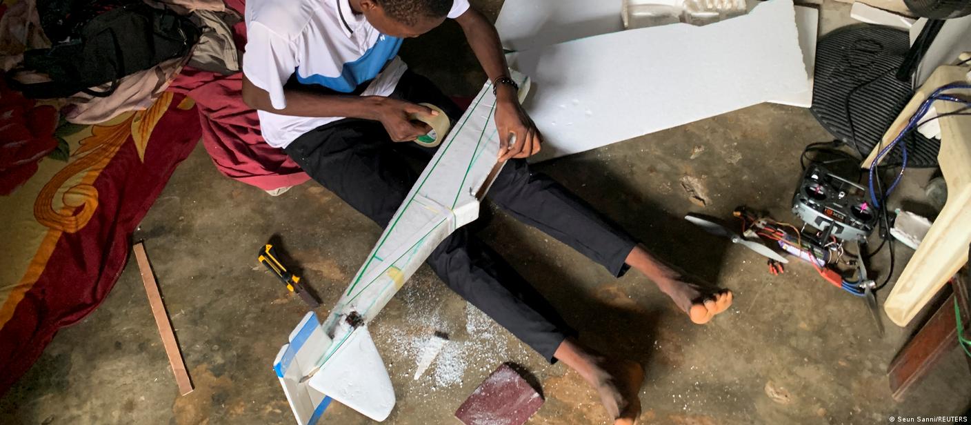 Nigerian Man Builds Airplane From Trash
