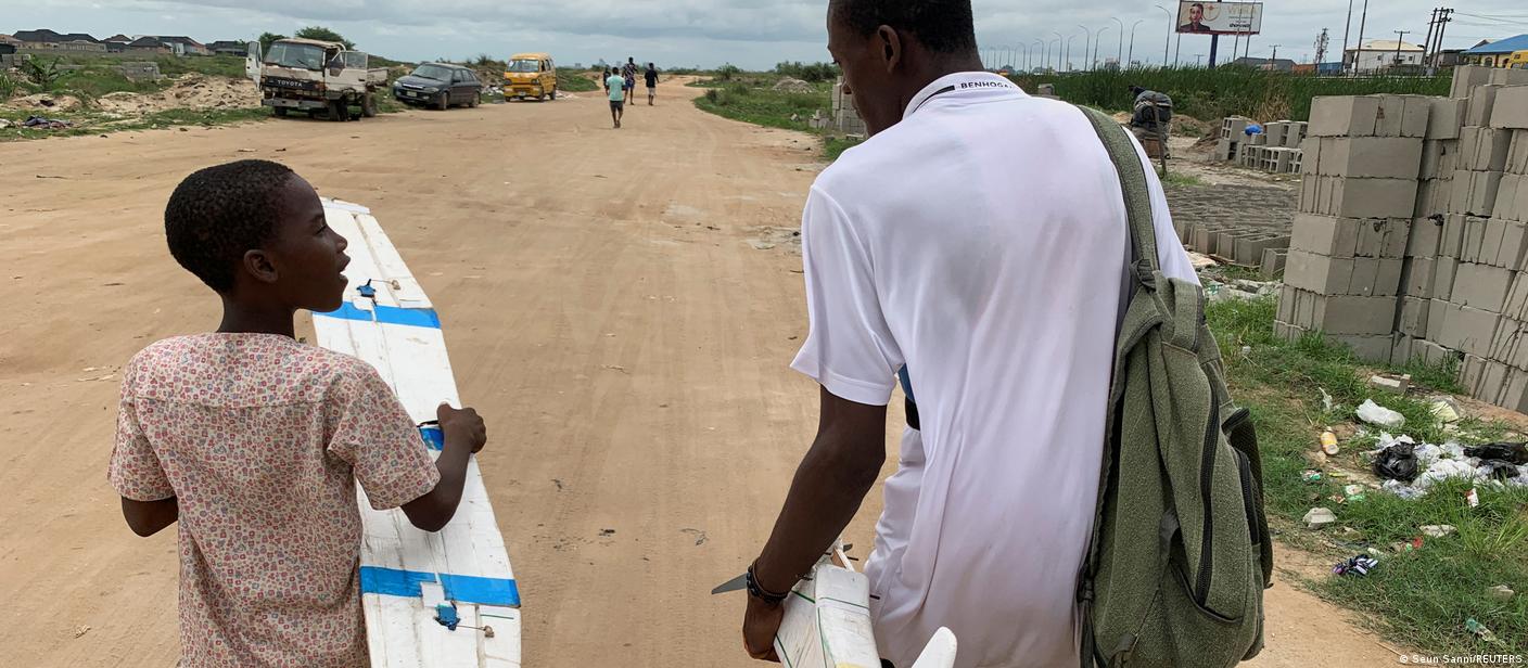 Nigerian Man Builds Airplane From Trash