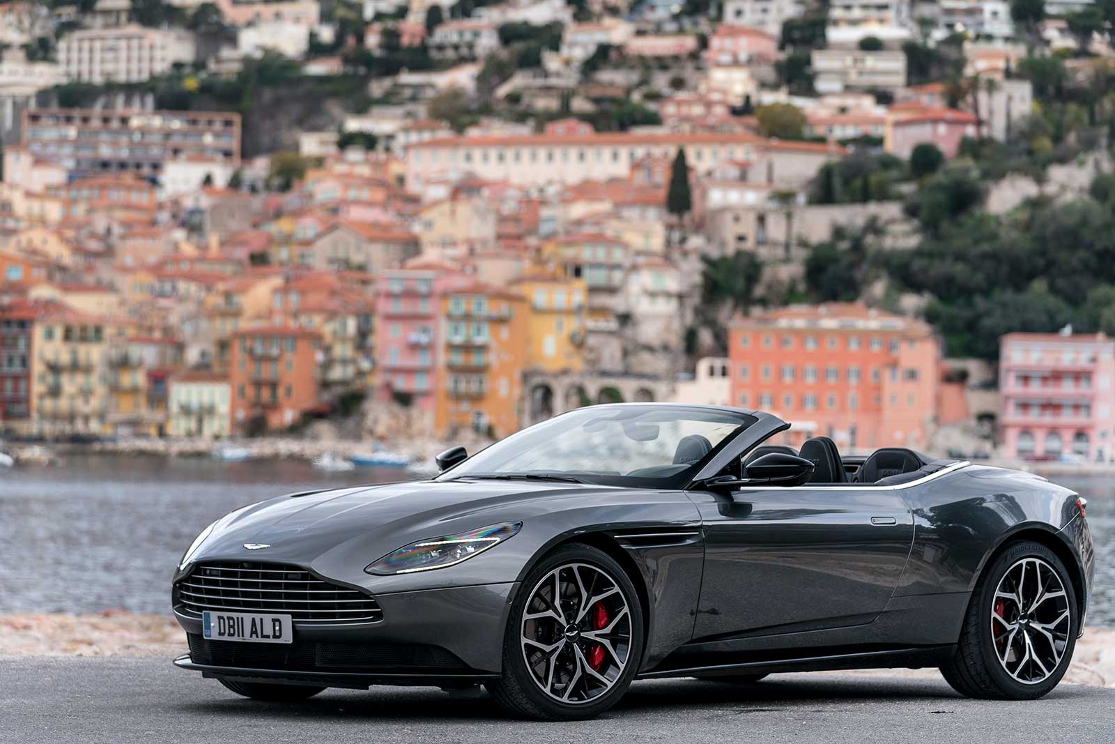 aston martin db11