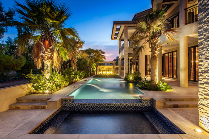 A Luxurious Villa In Dubai