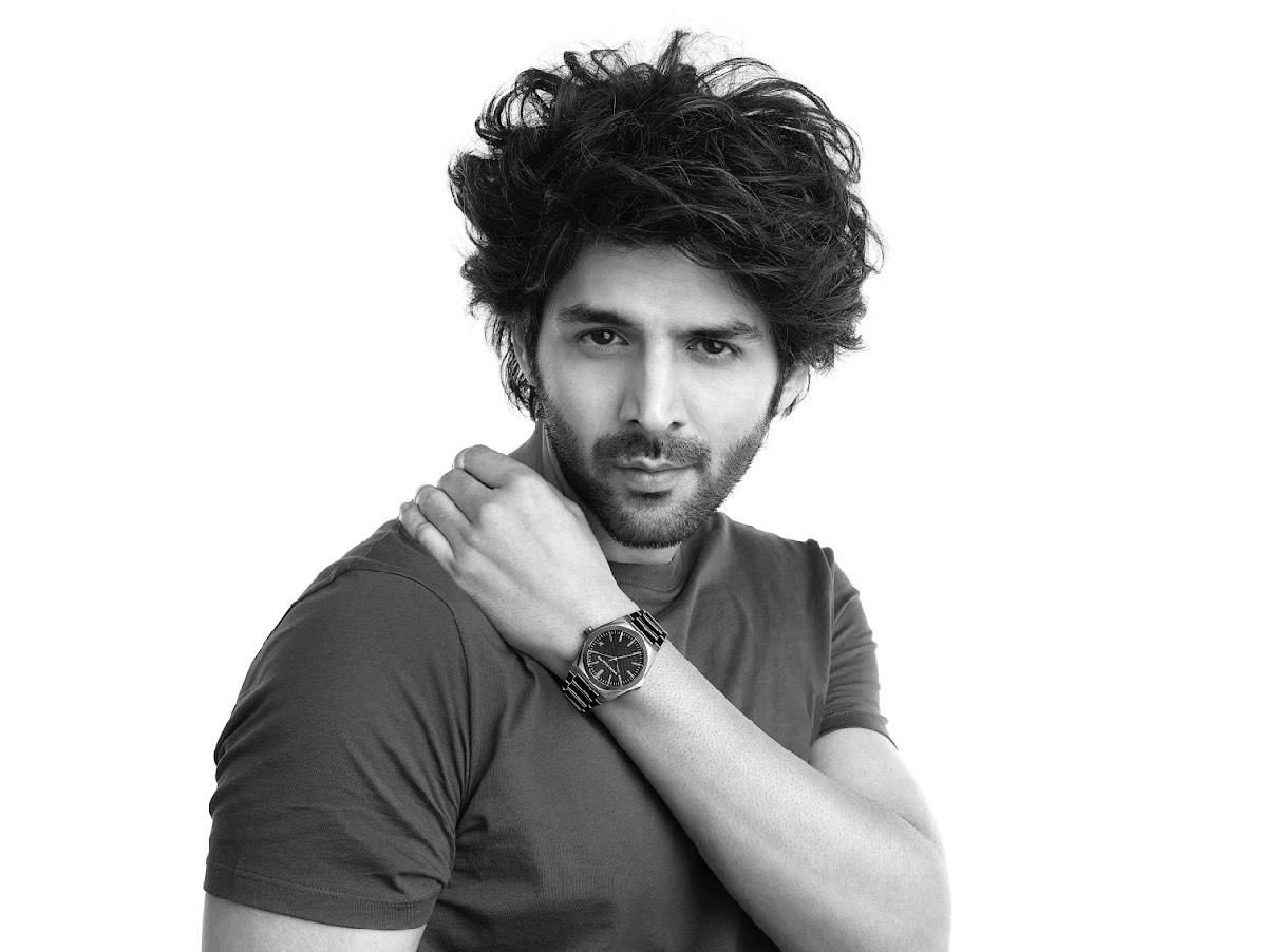 Kartik Aaryan Armani Exchange