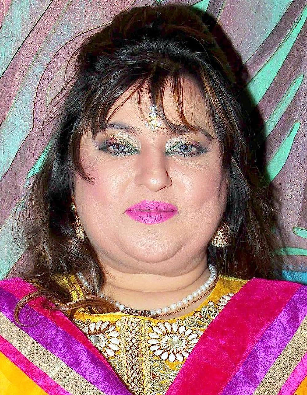 dolly bindra