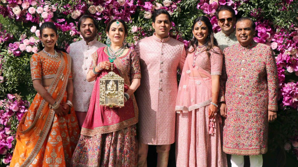 mukesh ambani family