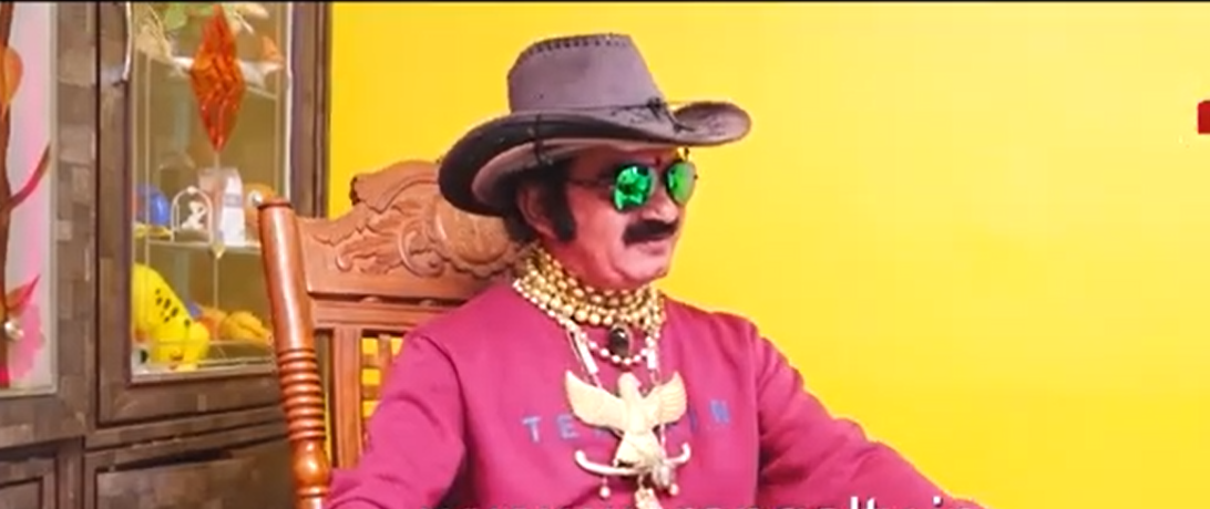 Telangana Man Wears 2 Kg Gold Necklace