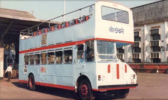 double decker bus old