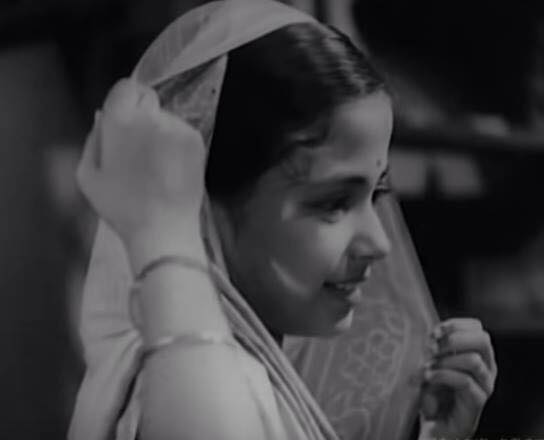 meena kumari childhood photos